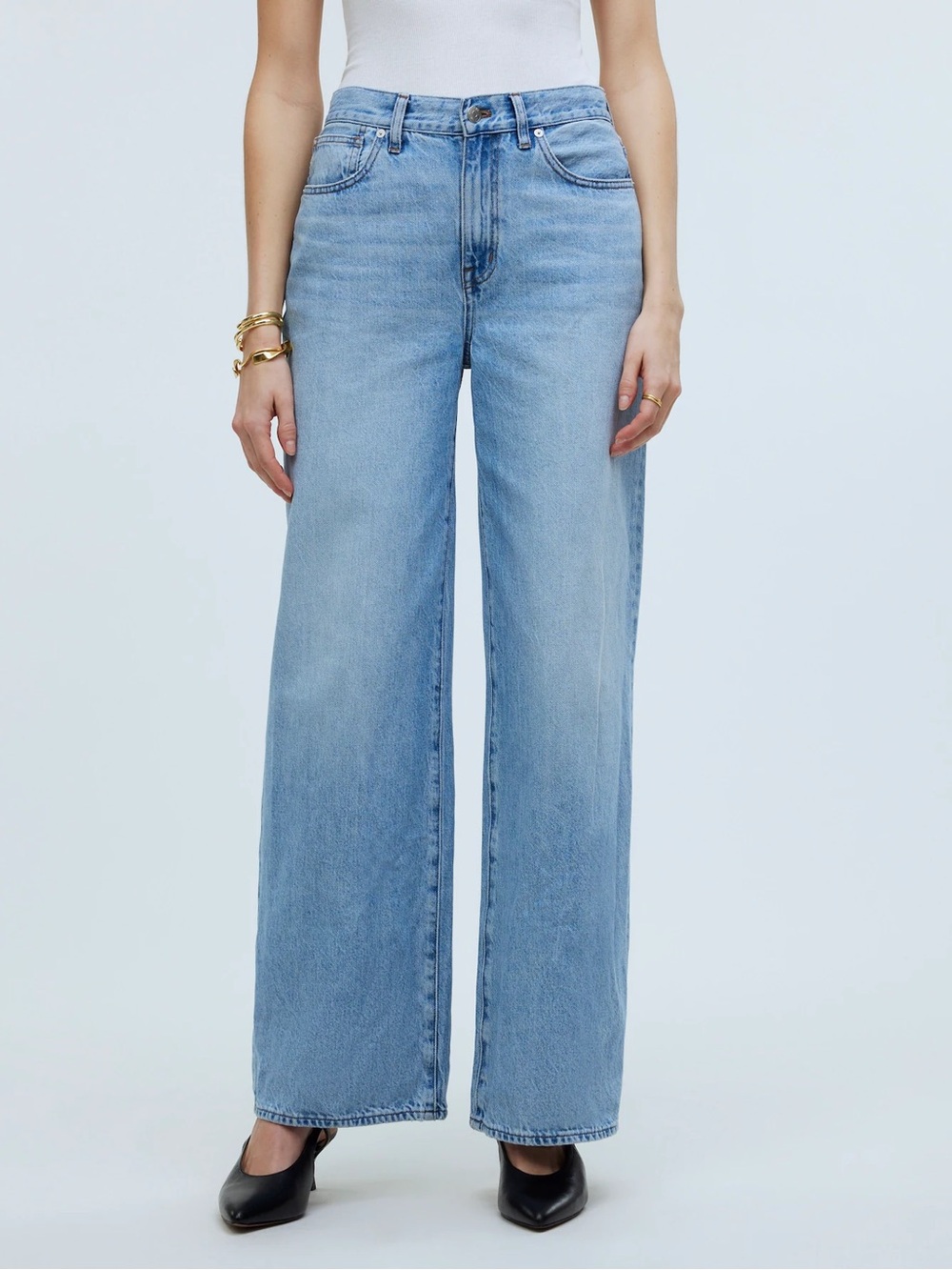 Superwide-Leg Jeans in Ahern Wash: Airy Denim Edition - Picture 8 of 16